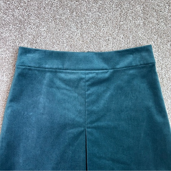 J.Crew Re-Imagined Emerald Green Cotton Stretch Velvet Mini Skirt Size 0 Zip - Picture 3 of 8